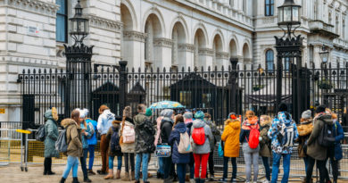 Tour guides are calling for megaphones to be banned at London attractions